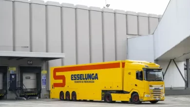 Italtrans introduce semiremorca double-decker Burgers în operațiunile Esselunga 13 Italtrans introduce semiremorca double-decker Burgers în operațiunile Esselunga